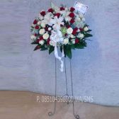 bunga-standing-001 - Toko Bunga Bojonegoro, florist bojonegoro, bunga papan bojonegoro, karangan bunga bojonegoro, online 24 jam, bunga ucapan benner digital